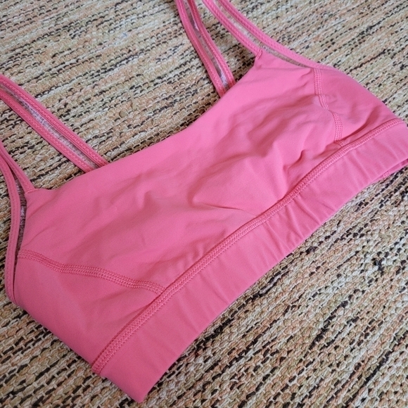 LULULEMON Sports Bra | size 4 - Picture 5 of 7